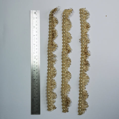 Wavy braid edging for gel plate texture making