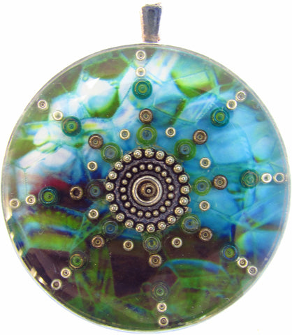 Liquid pendant