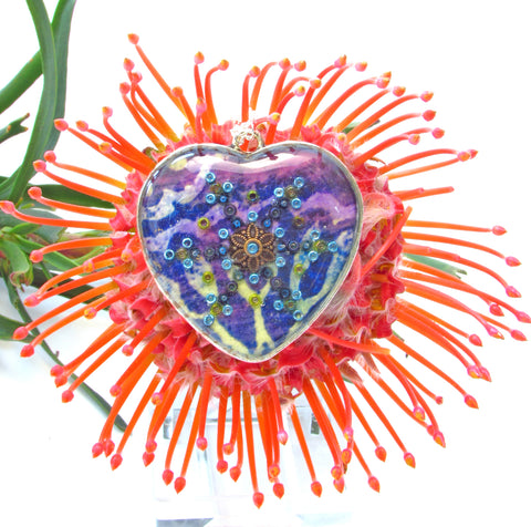 Episode - pendant and necklace