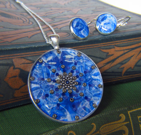 Swift - silver plated necklace and earrings set